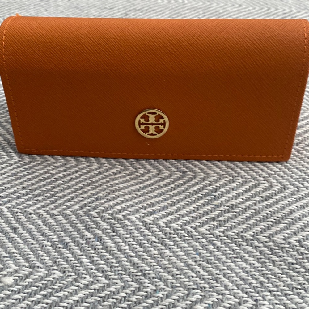 Sun glass case